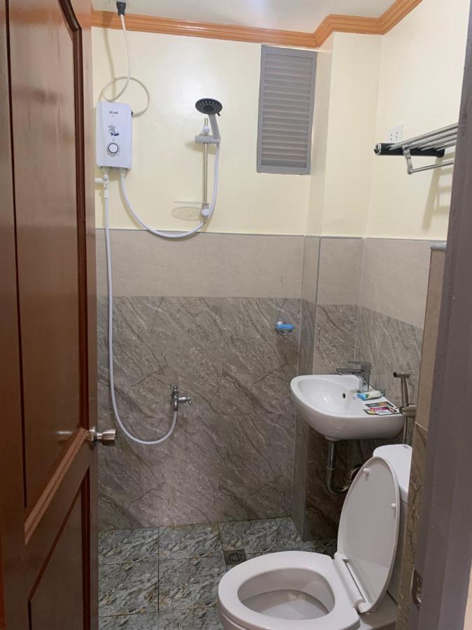 Zl Travelers Inn Batuan Dış mekan fotoğraf