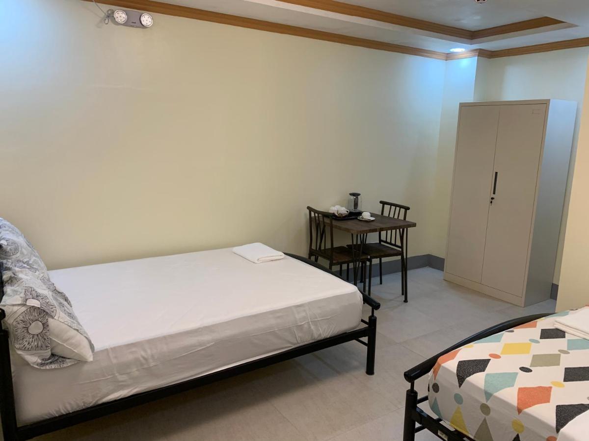 Zl Travelers Inn Batuan Dış mekan fotoğraf