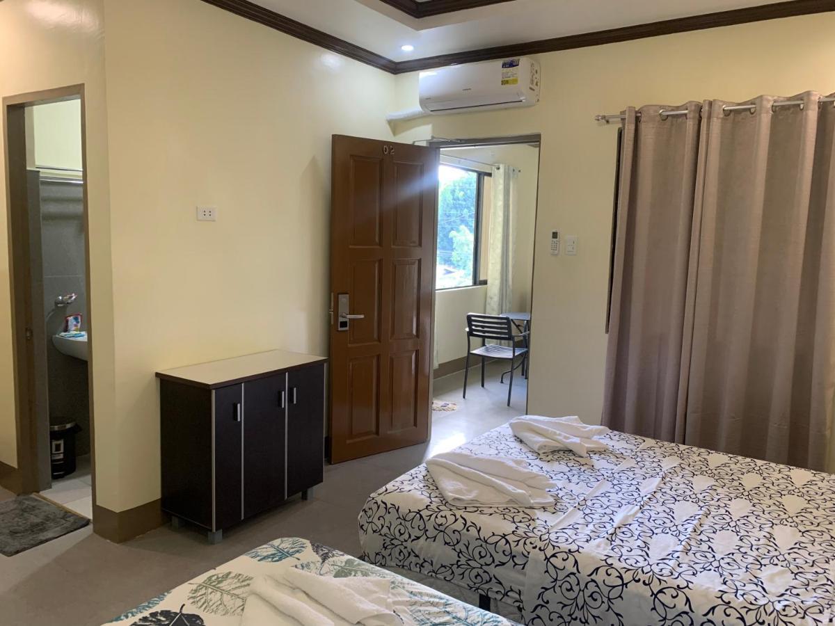 Zl Travelers Inn Batuan Dış mekan fotoğraf