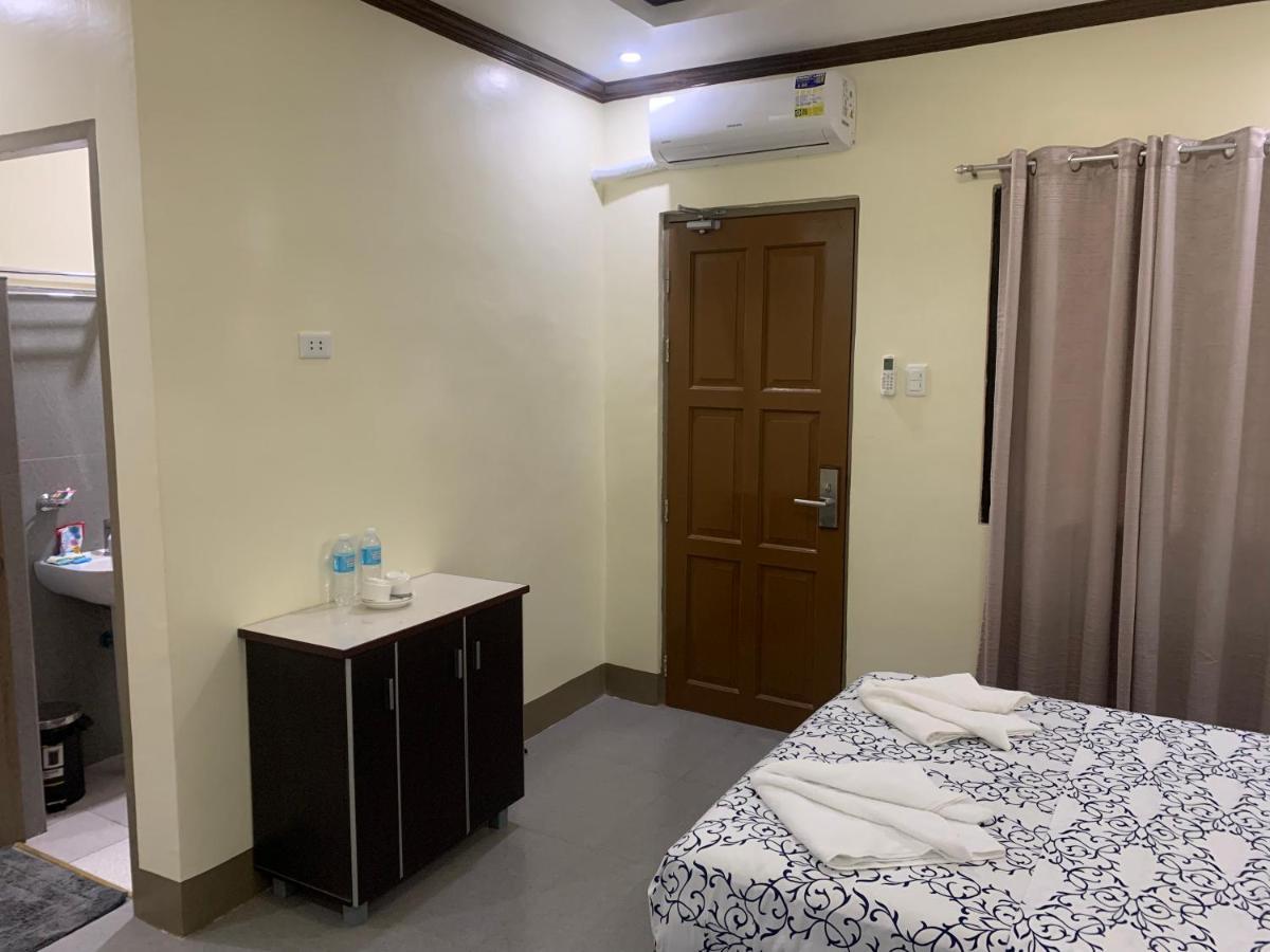 Zl Travelers Inn Batuan Dış mekan fotoğraf