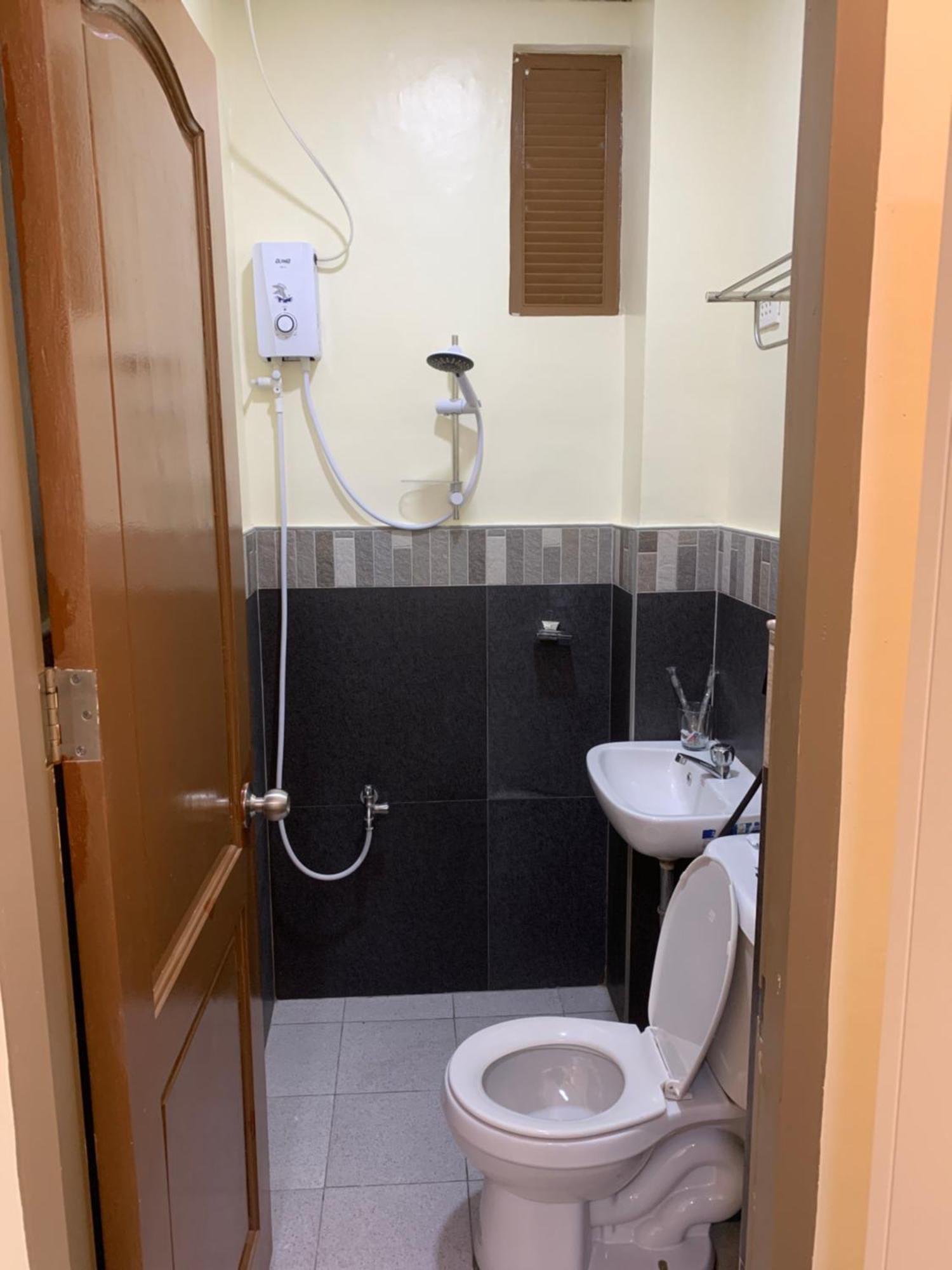 Zl Travelers Inn Batuan Dış mekan fotoğraf