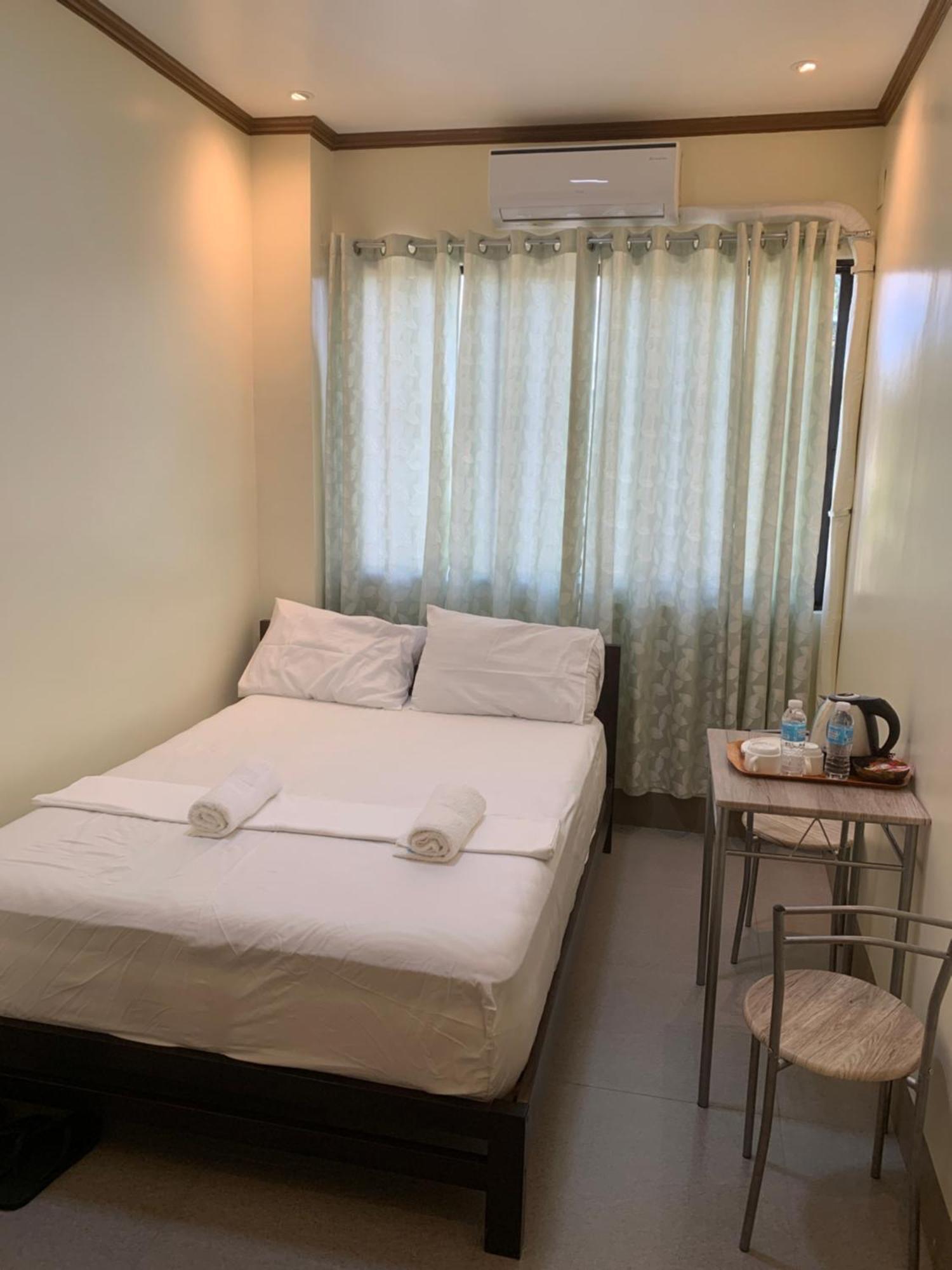 Zl Travelers Inn Batuan Dış mekan fotoğraf