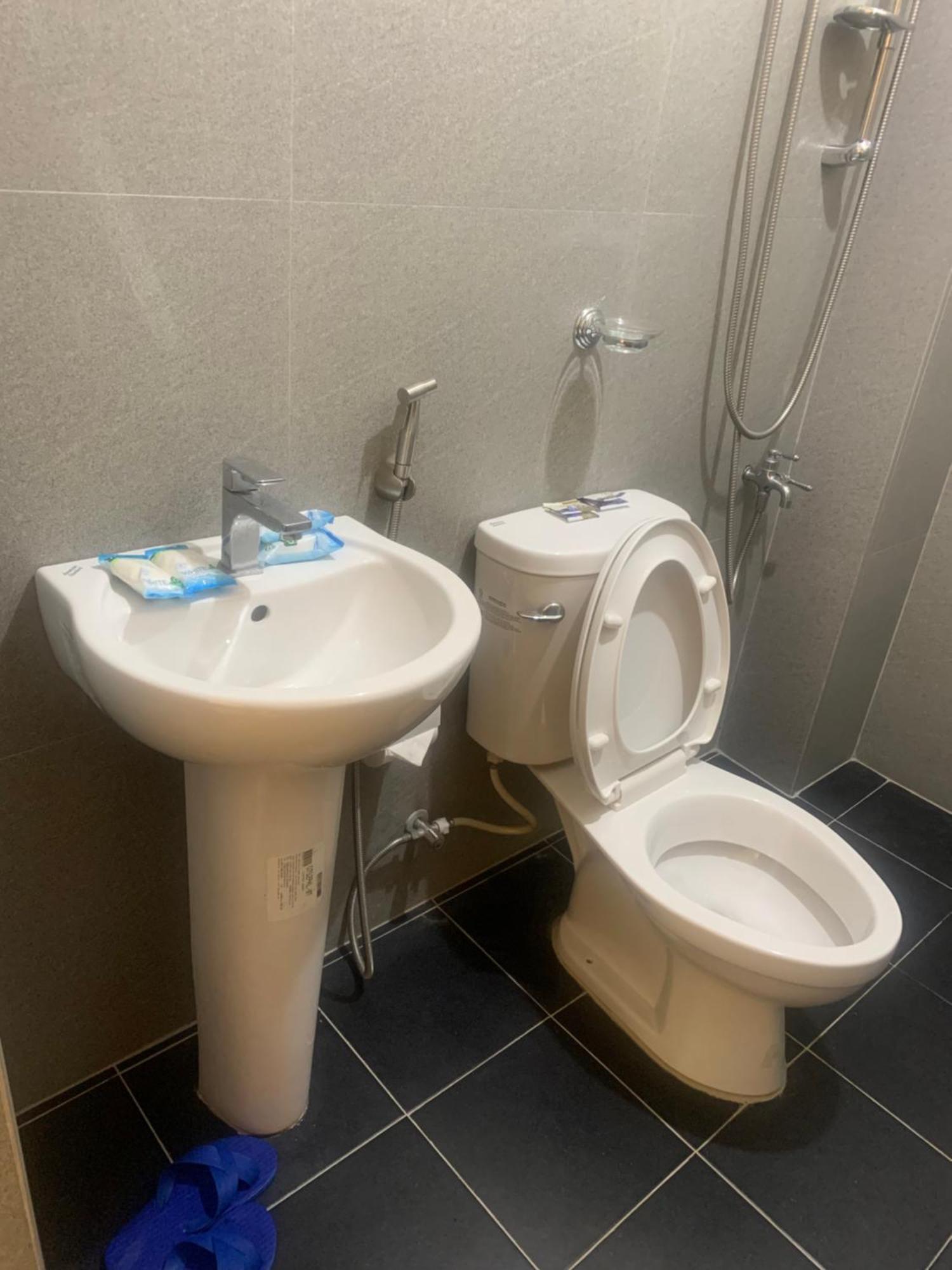 Zl Travelers Inn Batuan Dış mekan fotoğraf
